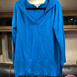 Sweater Hoodie Size L